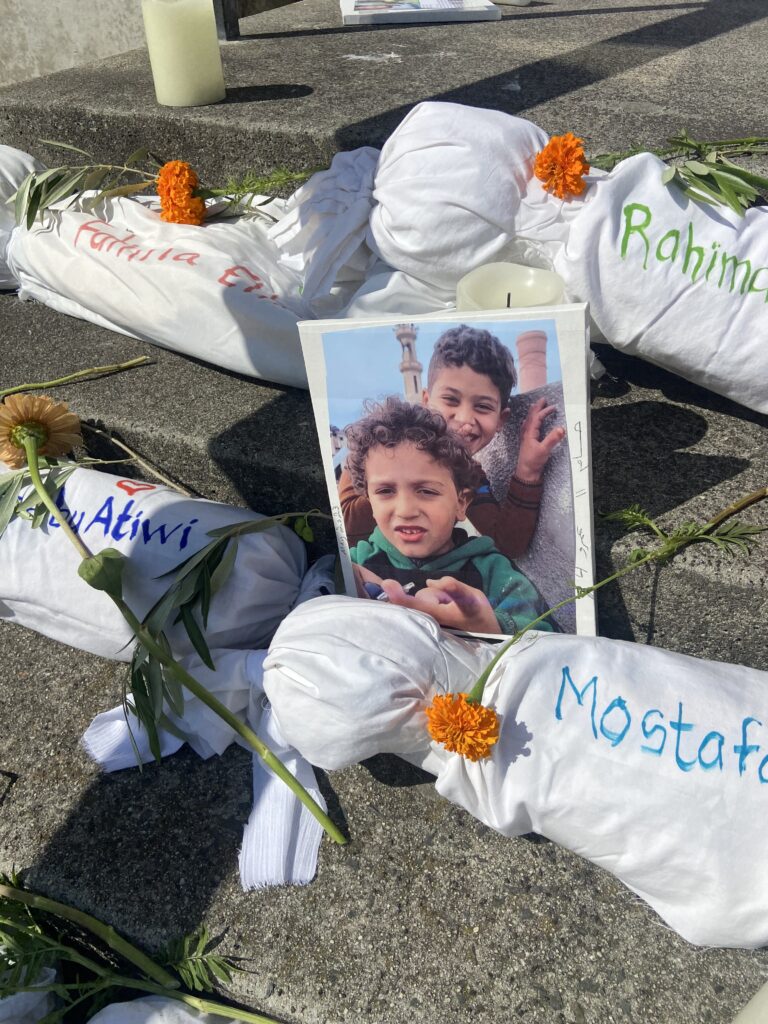 Duelo en la costa central por muertes en Gaza