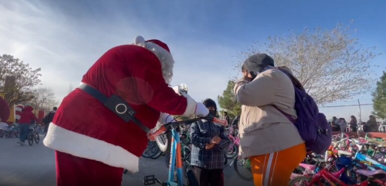 El Santa Bombero: Una Tradición Navideña que Ilumina a Ciudad Juárez