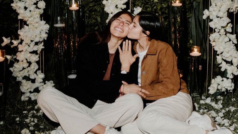 Tigres Femenil: Futbolistas Celebran Compromiso Matrimonial y Amor en el Deporte