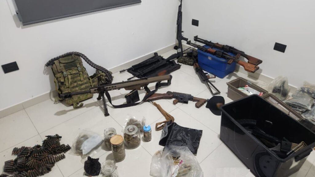 Aseguran 34 Explosivos y Arsenal en Operativo de Culiacán: Seis Detenidos