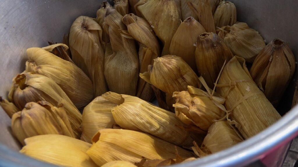 Salto en la Demanda: Familia de Saltillo Desvela su Éxito en la Venta de Tamales
