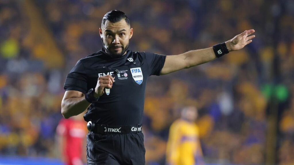 Pollo Ortiz: ‘Los equipos de Monterrey vetan árbitros y traerán a extranjeros’