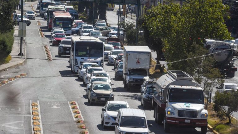 Hoy No Circula en CdMx y Edomex: Conoce los Vehículos que Descansan Este Sábado 3 de Enero de 2026