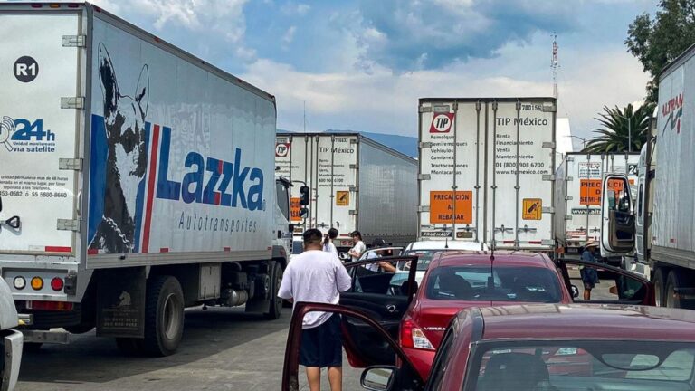 Actualización sobre la Autopista México-Puebla: Choques y Cierres en Vivo | Noticias para Monterrey