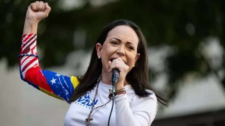 María Corina Machado Clama por una Transición Política Inmediata Tras la Captura de Nicolás Maduro