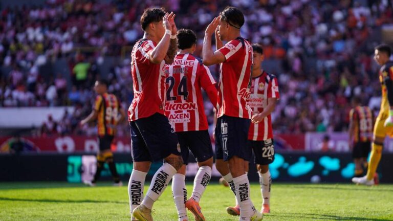 Chivas Obtiene una Victoria Categórica ante Leones Negros en la Copa Pacífica