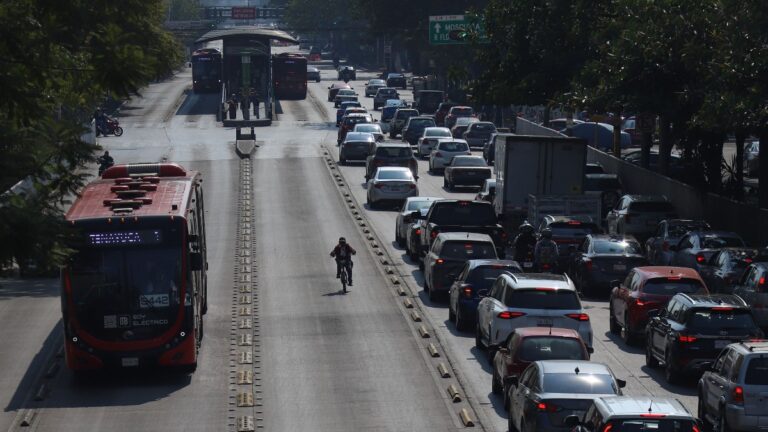 Hoy No Circula en CdMx y Edomex: Conoce los Autos que Descansan Este Lunes 5 de Enero