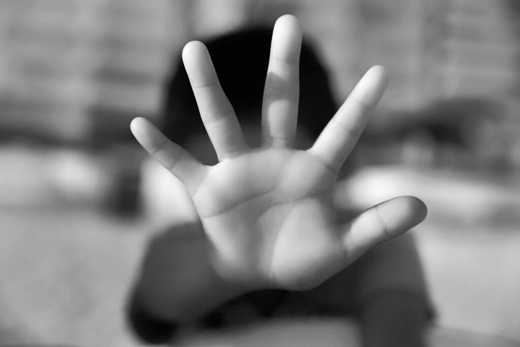 Violencia doméstica en Colorado: Un alarmante aumento de muertes y víctimas infantiles en 2024