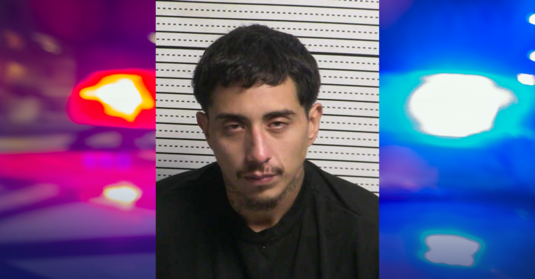 Arresto en Anthony, NM: Luis Fernando Espino Dispara a su Hermana y a un Hombre con Escopeta