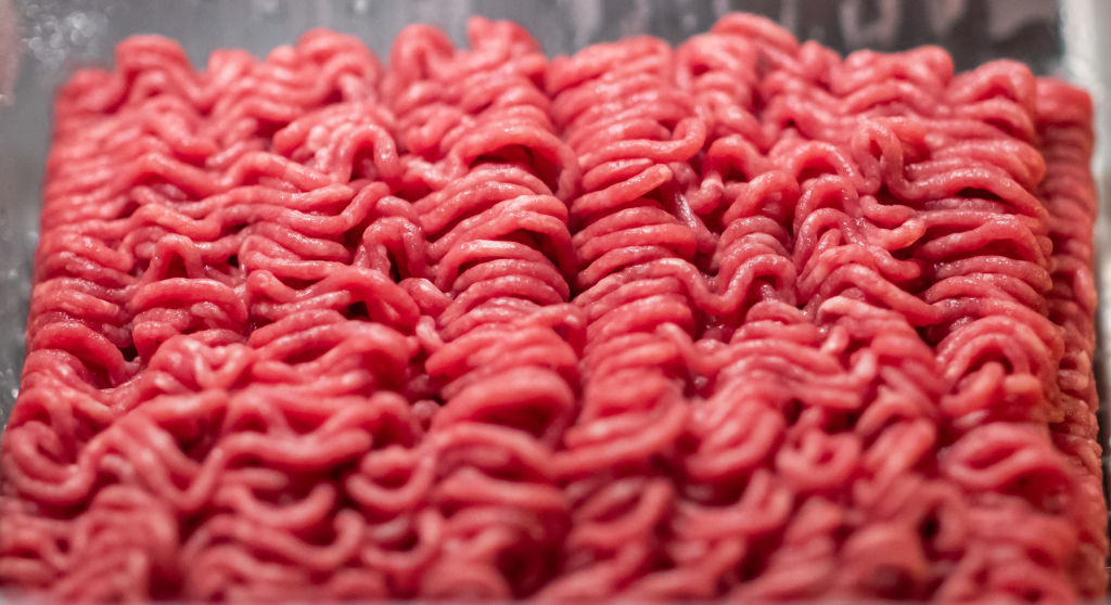 Robo de Comida: Sustraen 50 Libras de Carne Molida de un Banco de Alimentos en Kansas