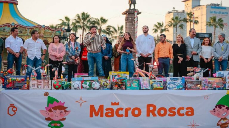 Celebración del Día de Reyes: Únete a la Macro Rosca y la Entrega de Regalos en Nuevo León