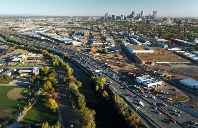 I-25 Reconocida como una de las Carreteras Más Mortales de Colorado en Nuevo Estudio