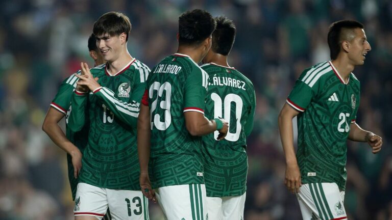 Armando González Brilla con Su Primer Gol en la Selección Mexicana (VIDEO)