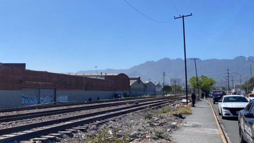 Descubren restos humanos en maletas en Bella Vista, Monterrey