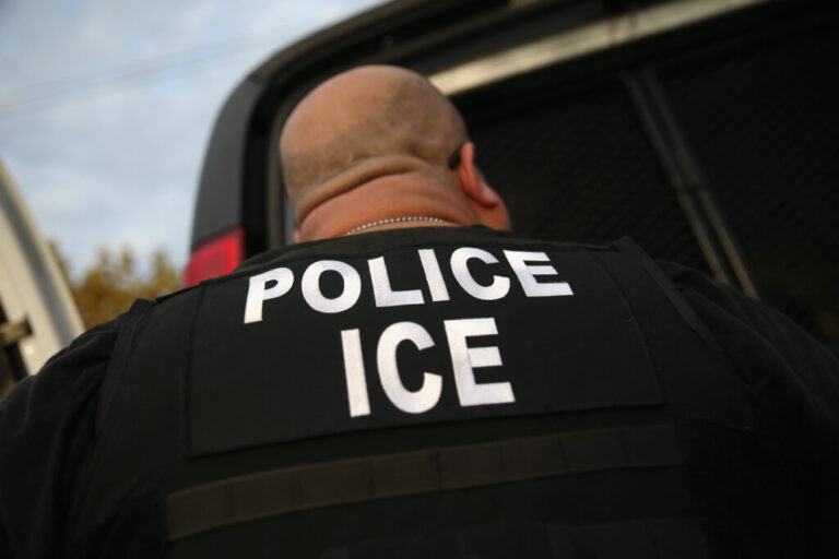 ICE Responde a la Orden Ejecutiva de Denver sobre la Inmigración y la Aplicación de la Ley Federal