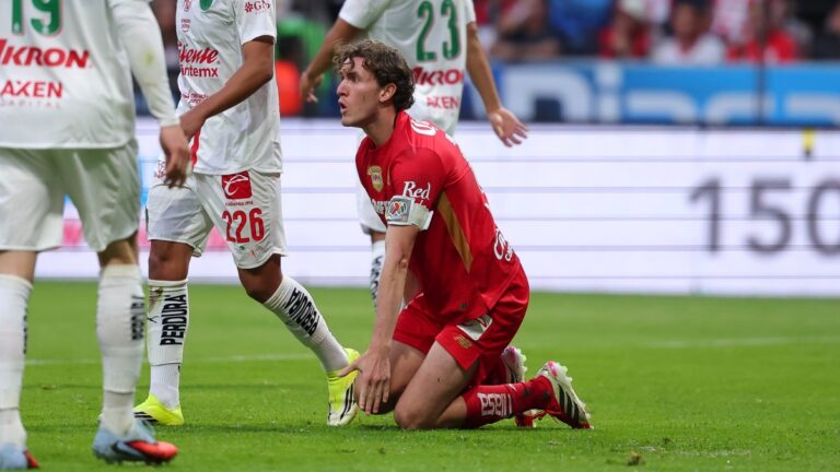 Marcel Ruiz, Baja Clave de Toluca en la Jornada 9 Contra Pumas