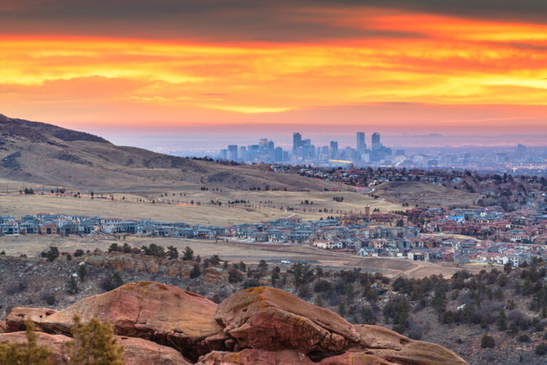 Invierno inusual en Denver: Temperaturas elevadas y escasez de nieve marcan la temporada 2025-2026