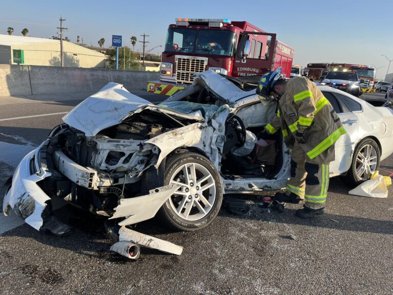 Accidente en Edinburg causa cierre total en la autopista hacia el norte