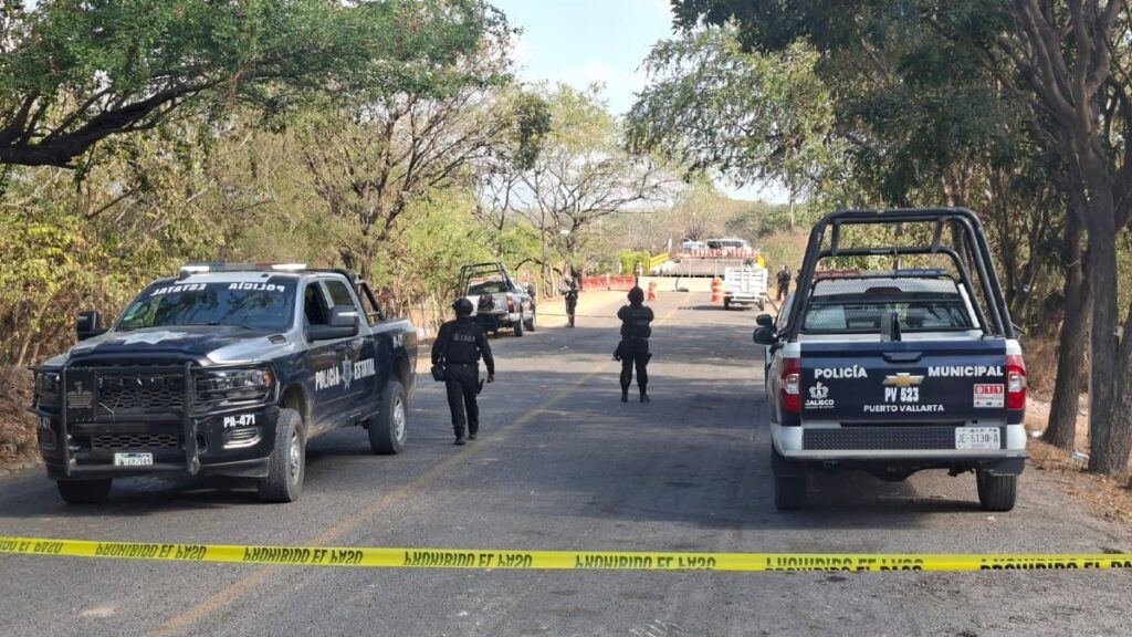 Tragedia en Puerto Vallarta: Explosión en la construcción del Puente La Desembocada deja un civil muerto