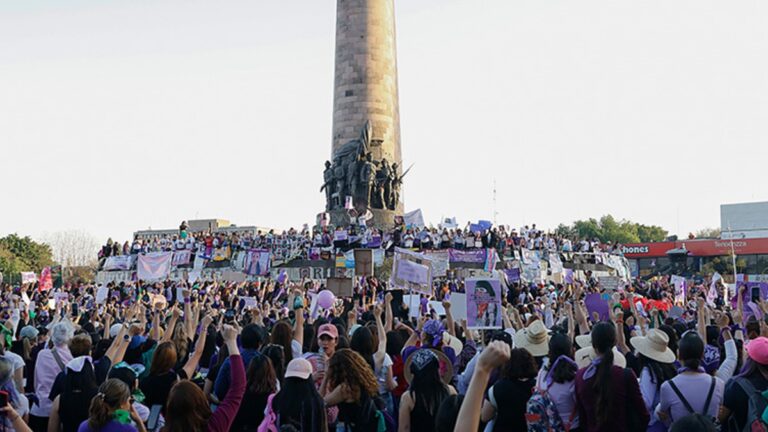 Marchas 8M en Guadalajara: Rutas y Horarios Clave para el Día Internacional de la Mujer
