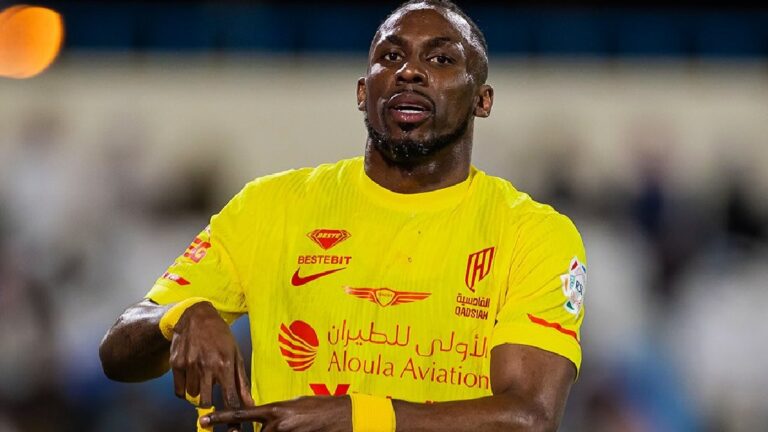 Julián Quiñones: Testigo del Conflicto Bélico en Medio Oriente y su Futuro en la Liga de Arabia Saudita