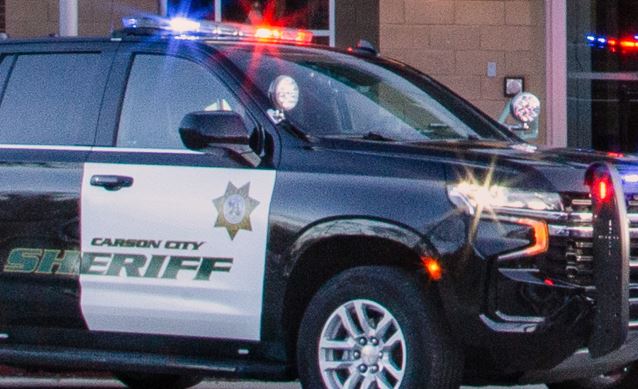 Arrestos por Vandalismo: Dos Jóvenes Involucrados en Ataque al Centro Acuático de Carson City