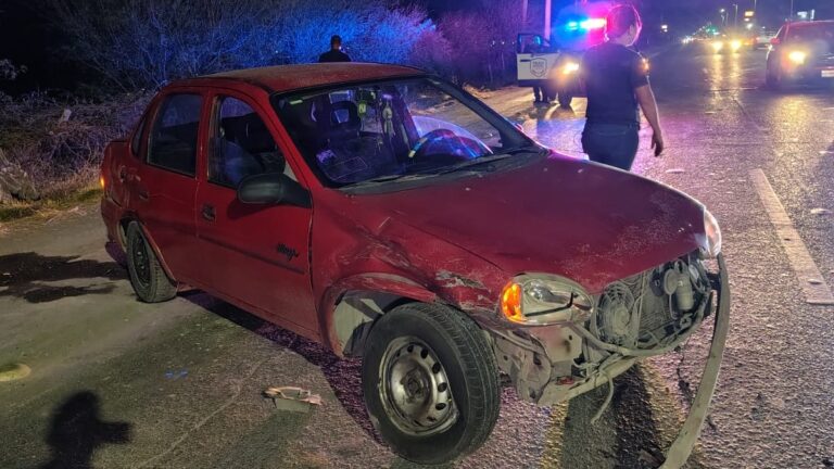 Accidente en la Carretera Santa Fe de Torreón: Cuantiosos Daños Materiales Reportados
