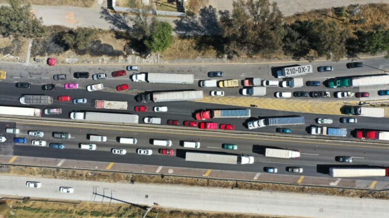 Autopista México-Puebla: Últimas Noticias EN VIVO sobre Choques y Cierres