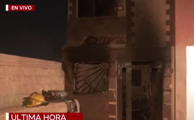 Mujer Prende Fuego a su Casa Tras Pelear con su Pareja en Torreón