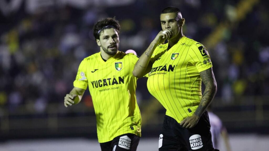 Calerito Sorprende con Triplete: Venados FC Arrasa con Atlante en la Liga de Expansión