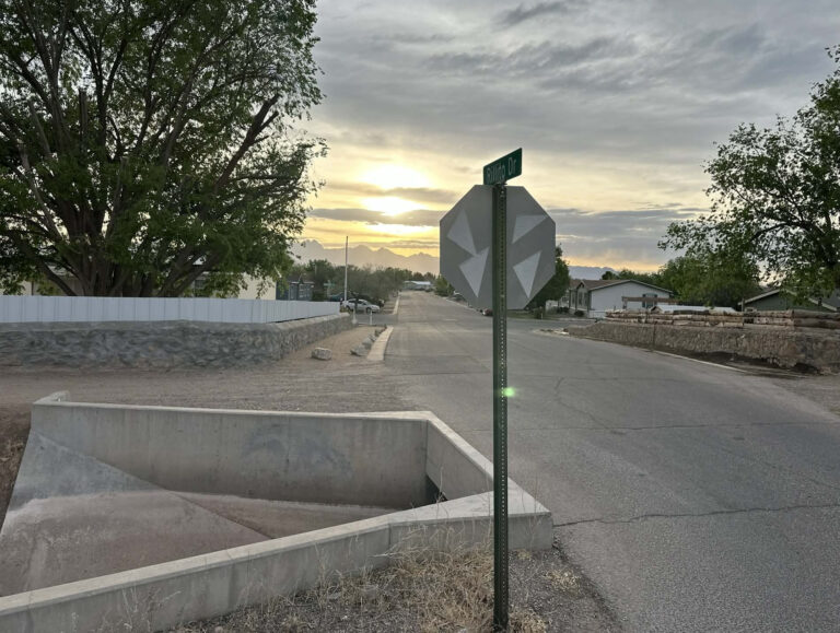 Tiroteo en Las Cruces: Menor de 13 años en estado crítico y otro detenido
