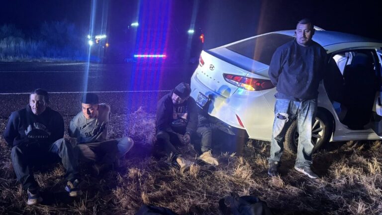 Detienen a Hombre por Tráfico de Personas Durante Operativo en Brewster County