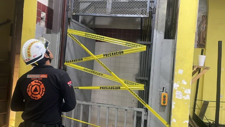 Tragedia en San Nicolás de los Garza: Elevador Colapsado Deja Hombre Herido