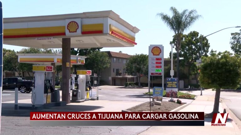 Gasolina Cara Hace Cruzar La Frontera A Residentes