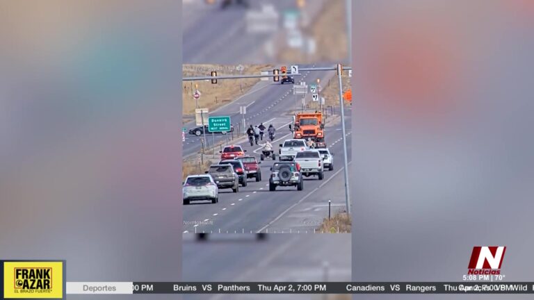 Tráfico Peligroso en Aurora: Motociclistas Desatan el Caos en las Calles