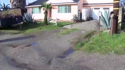 Estudio revela causas de inundaciones crónicas en Bolsa Knolls; analizan posibles soluciones en el condado