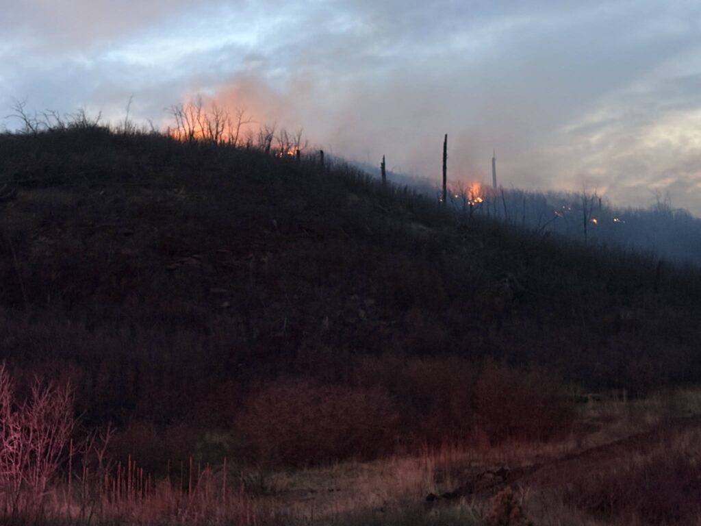 Emergencia estatal por incendio en Las Animas: 450 acres arrasados