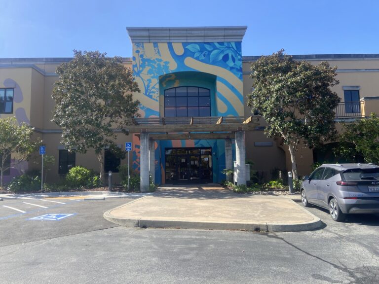 Nuevo centro ofrece atención inmediata en crisis de salud mental para jóvenes en Santa Cruz