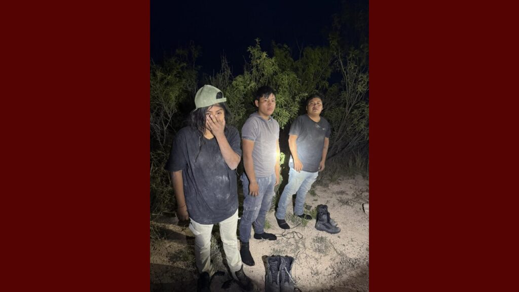 Operativo conjunto en Terrell detiene a tres migrantes de Guerrero
