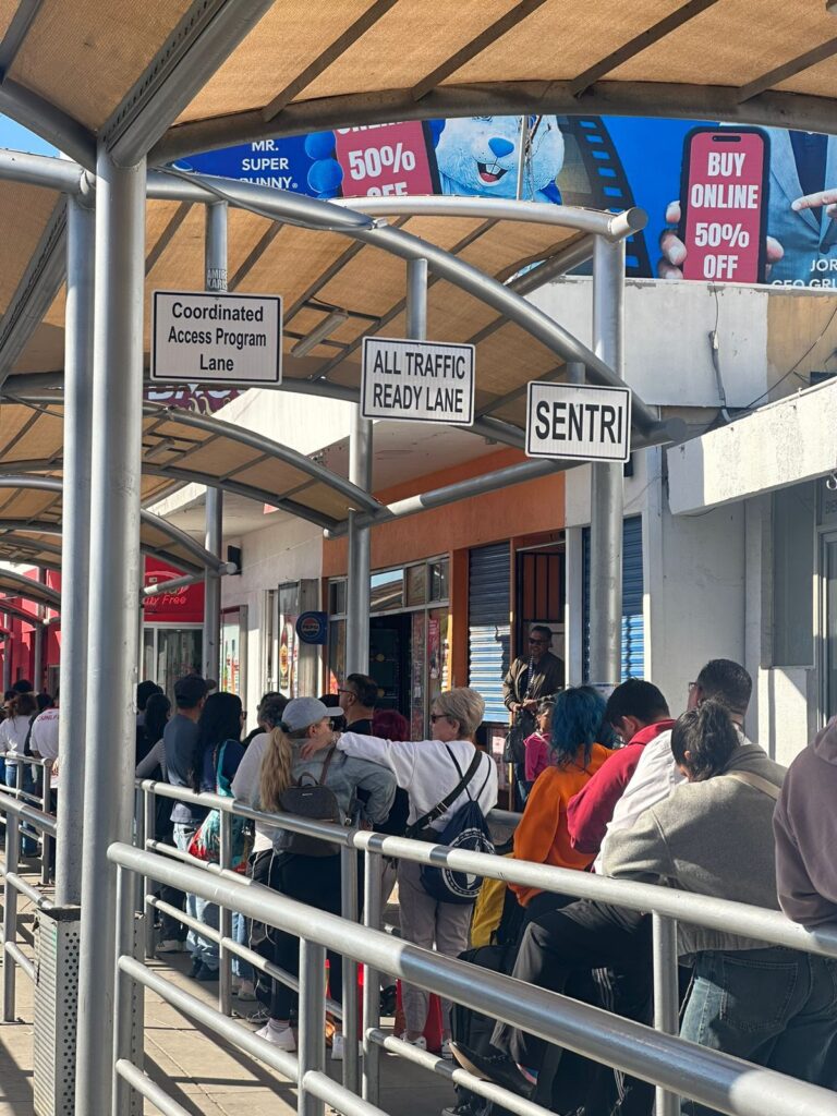 Nuevo Carril para Estudiantes Fronterizos Mejora Cruce en Tijuana–San Diego
