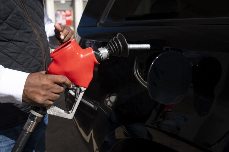 Aumento Semanal: Los Precios de la Gasolina en Midland-Odessa Suben a $3.66 por Galón