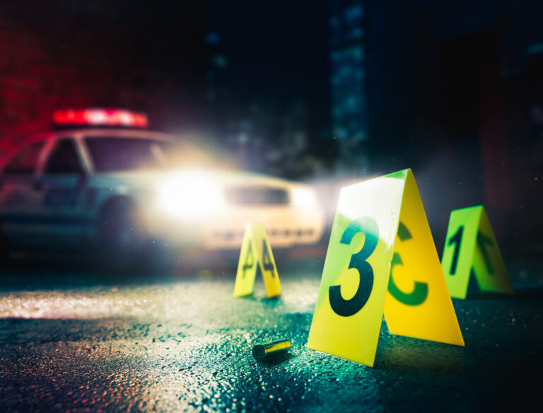 Investigan homicidio en el este de Salinas; escuela cercana fue puesta en alerta preventiva