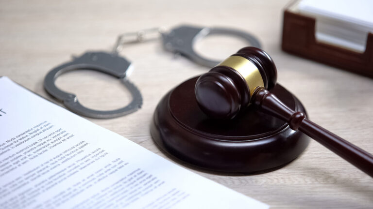 La agresión simple lidera los delitos más comunes en California
