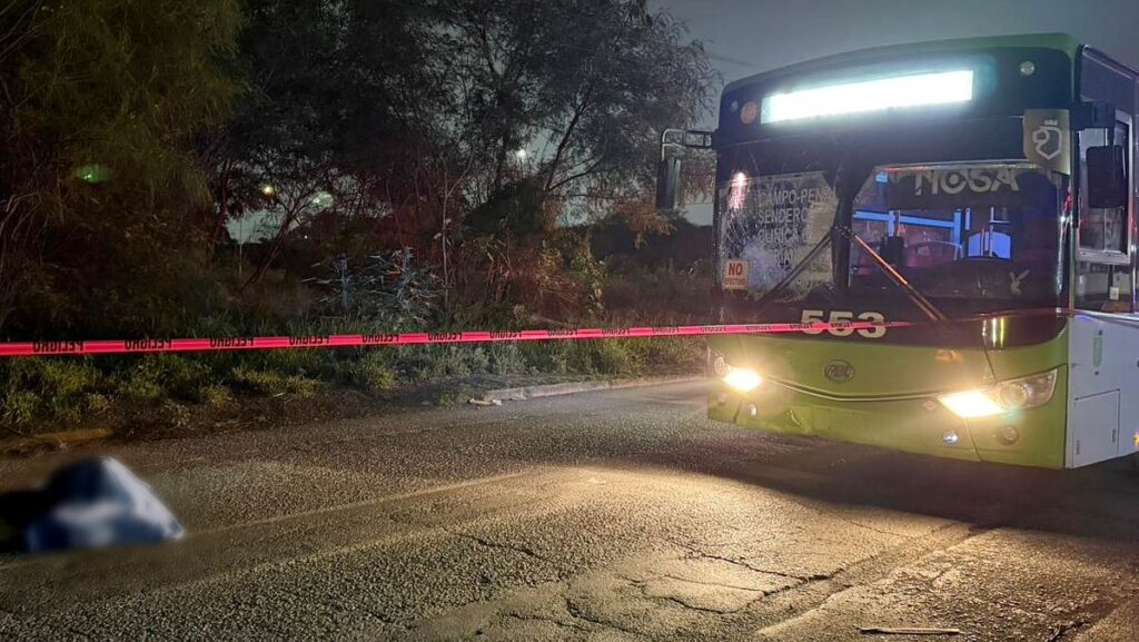 Tragedia en Escobedo: Hombre pierde la vida tras accidente con camión urbano en la carretera a Laredo