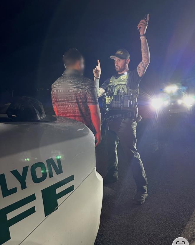 Seguridad Vial en el Condado Lyon: Operativo Memorial Day Resulta en Múltiples Arrestos