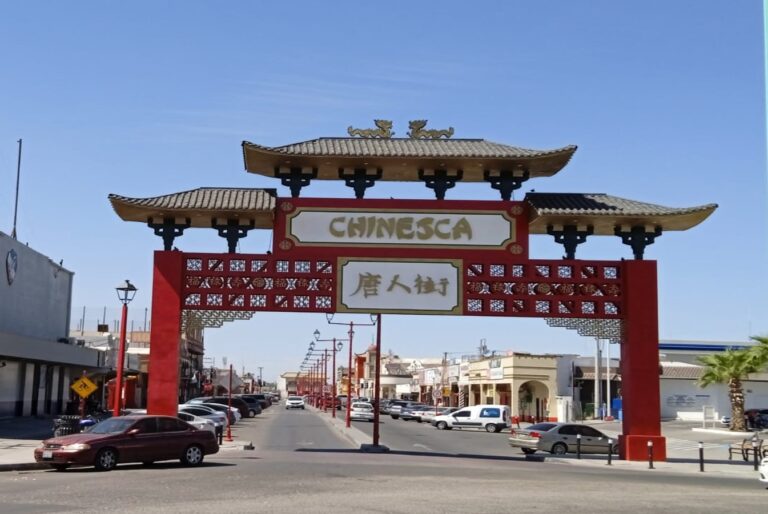 Callejón Chinesca en Mexicali: En Riesgo por Daños Estructurales