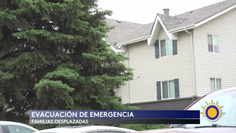 Incendio en Aurora Desplaza a Familias Enteras y Sacude a la Comunidad