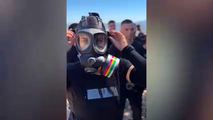 Oficiales de la academia de Salinas realizan entrenamiento con gas lacrimógeno como parte de su preparación policial