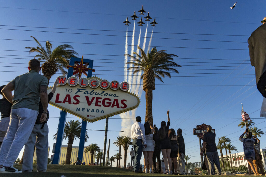Thunderbirds en Las Vegas: el espectacular sobrevuelo que inauguró las celebraciones de America250