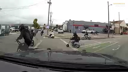 Policía de Watsonville alerta por uso peligroso de bicicletas eléctricas y patines